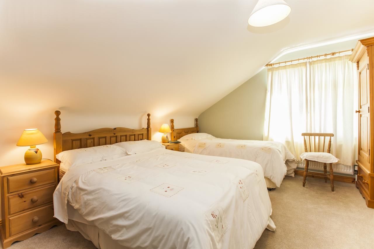 Отели типа «постель и завтрак» Sunville Bed And Breakfast Балликоттон-8