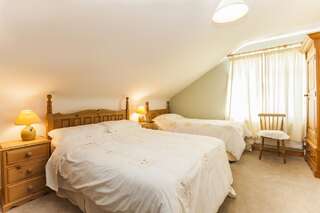 Отели типа «постель и завтрак» Sunville Bed And Breakfast Балликоттон Двухместный номер с 2 отдельными кроватями-1